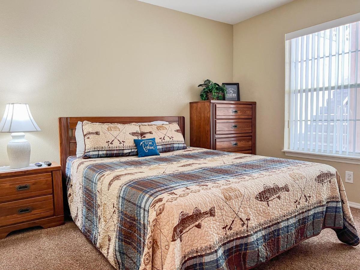 Lake Front 2Br Walk-In With Large Deck - Free Tickets Included - 79-1 Branson Buitenkant foto
